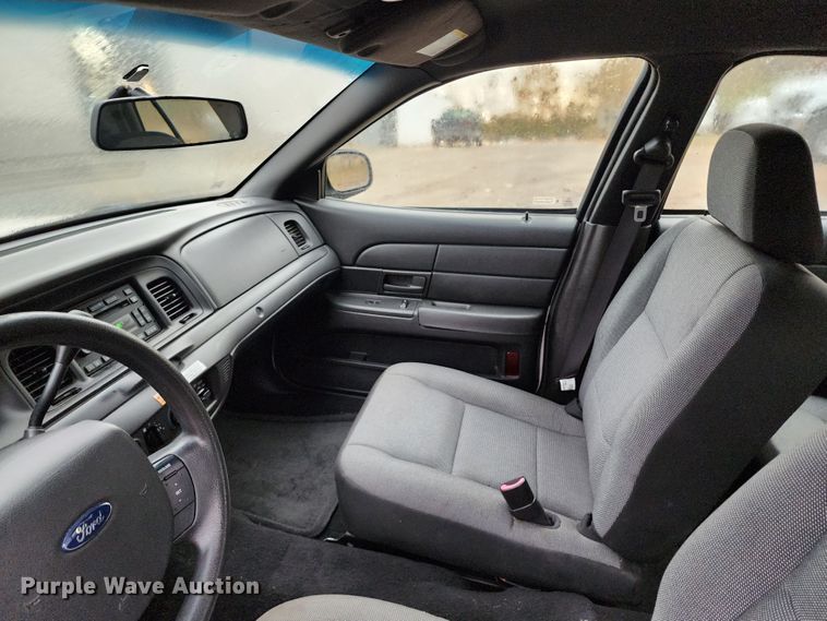 image for item DM4785 2010 Ford Crown Victoria Police Interceptor