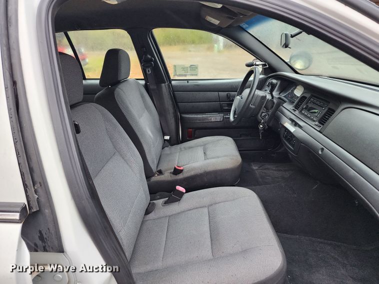 image for item DM4785 2010 Ford Crown Victoria Police Interceptor