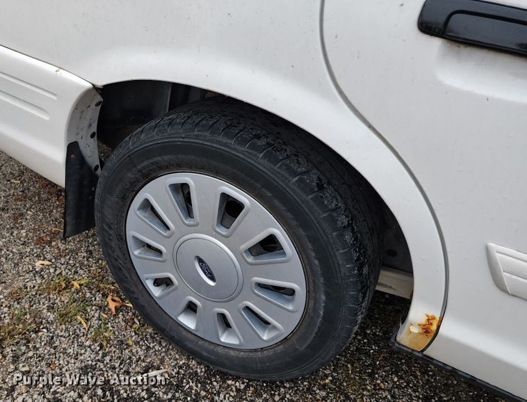 image for item DM4785 2010 Ford Crown Victoria Police Interceptor