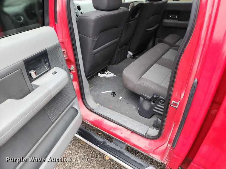 image for item DM4788 2004 Ford F150  SuperCrew pickup truck