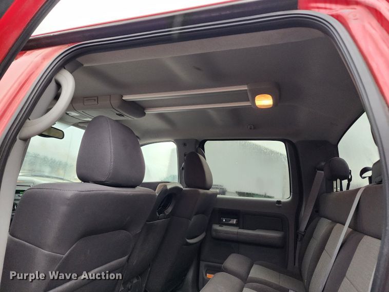 image for item DM4788 2004 Ford F150  SuperCrew pickup truck