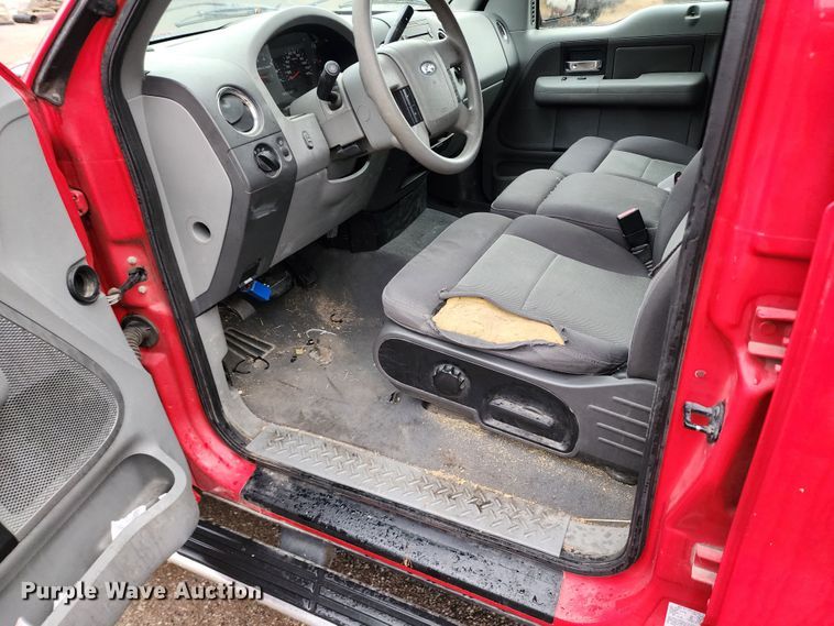 image for item DM4788 2004 Ford F150  SuperCrew pickup truck