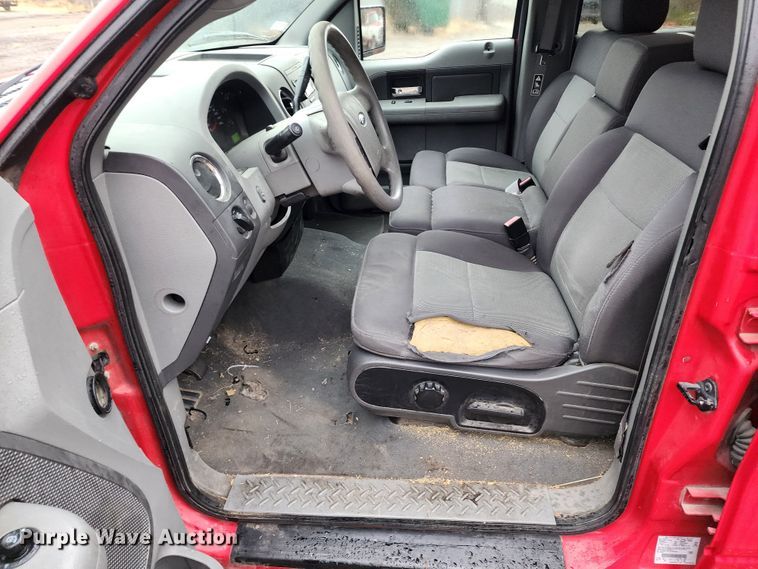 image for item DM4788 2004 Ford F150  SuperCrew pickup truck