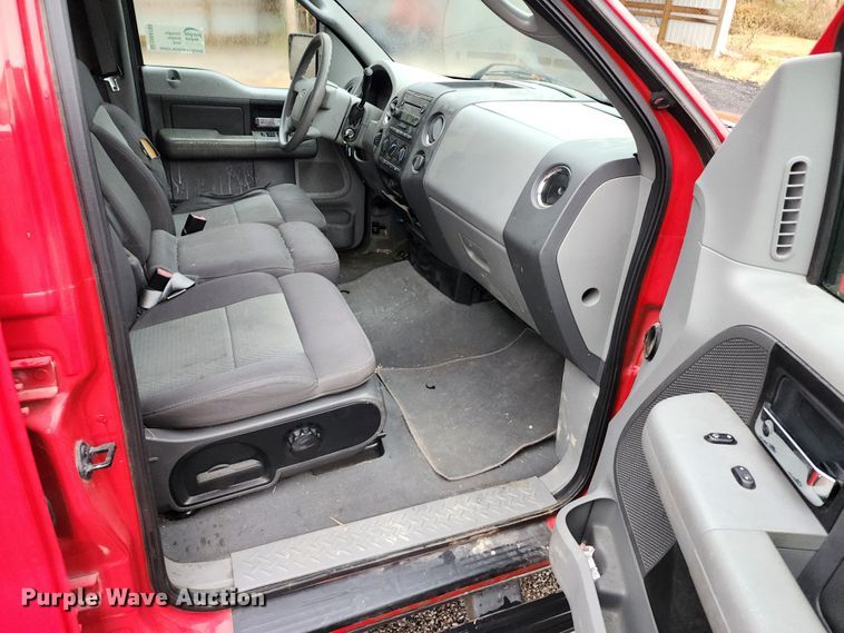 image for item DM4788 2004 Ford F150  SuperCrew pickup truck