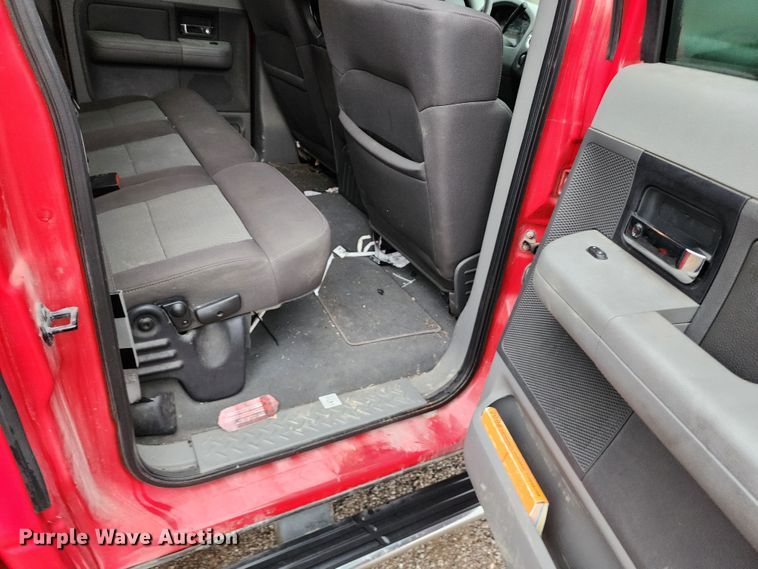 image for item DM4788 2004 Ford F150  SuperCrew pickup truck