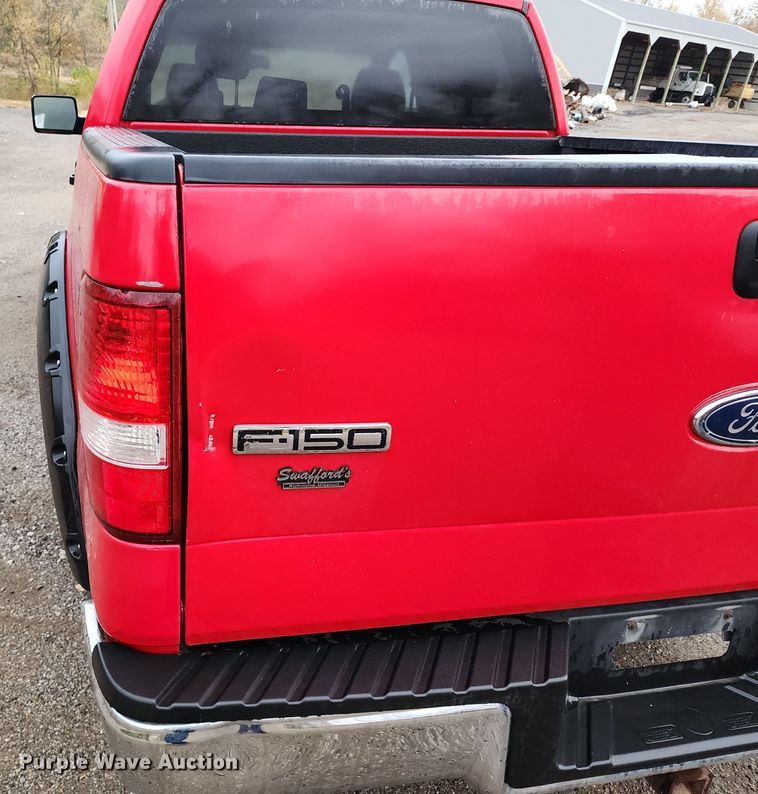 image for item DM4788 2004 Ford F150  SuperCrew pickup truck