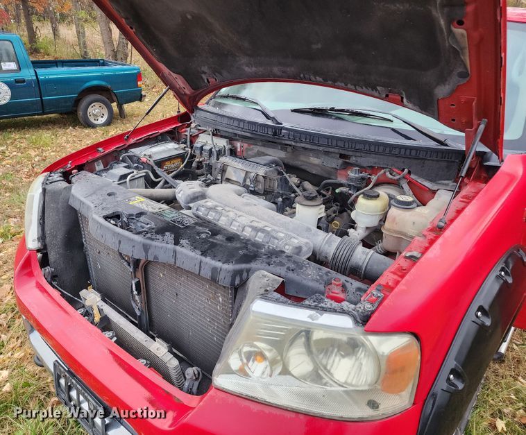 image for item DM4788 2004 Ford F150  SuperCrew pickup truck