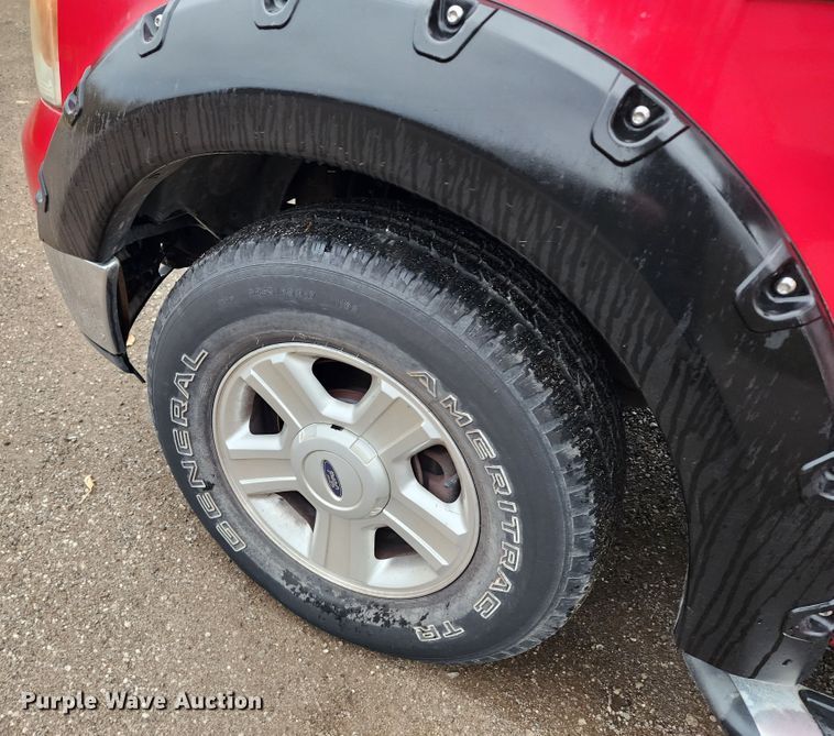 image for item DM4788 2004 Ford F150  SuperCrew pickup truck