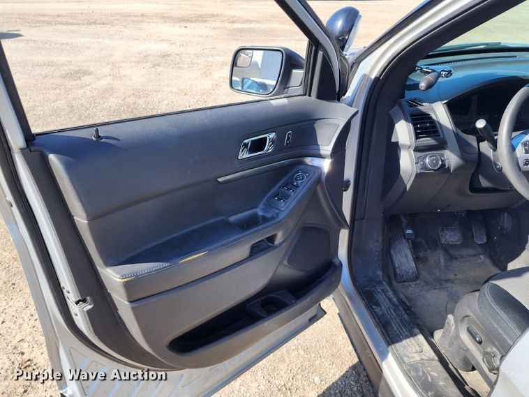 image for item DM4820 2013 Ford Explorer Police Interceptor  SUV