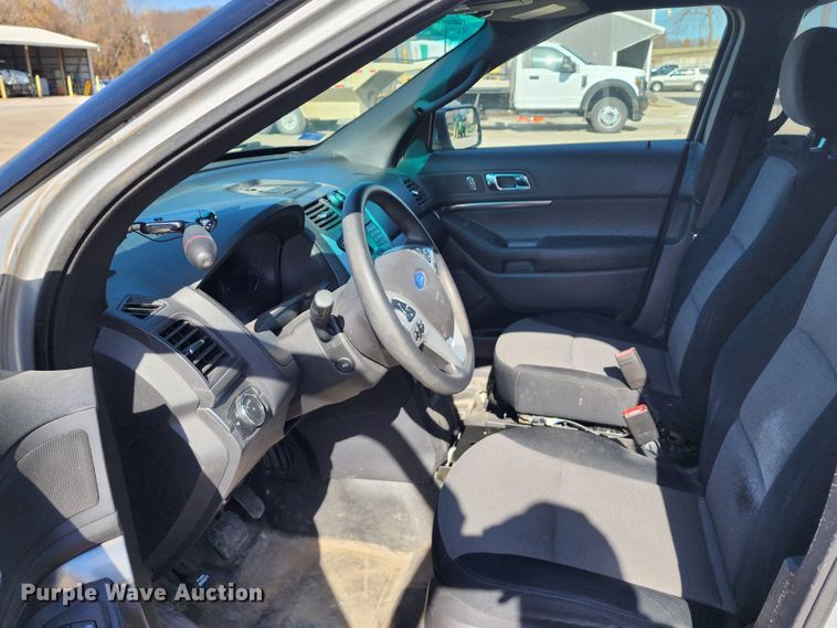 image for item DM4820 2013 Ford Explorer Police Interceptor  SUV