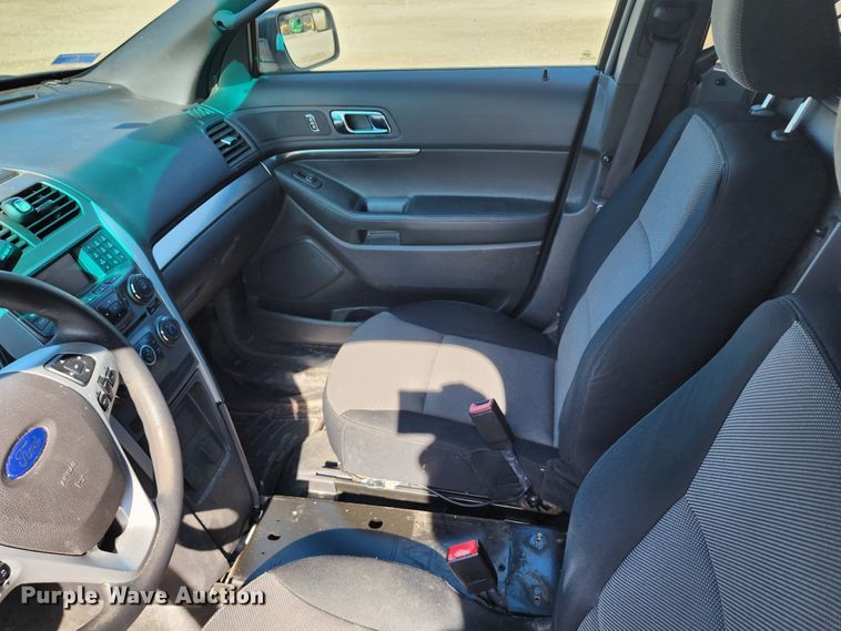 image for item DM4820 2013 Ford Explorer Police Interceptor  SUV