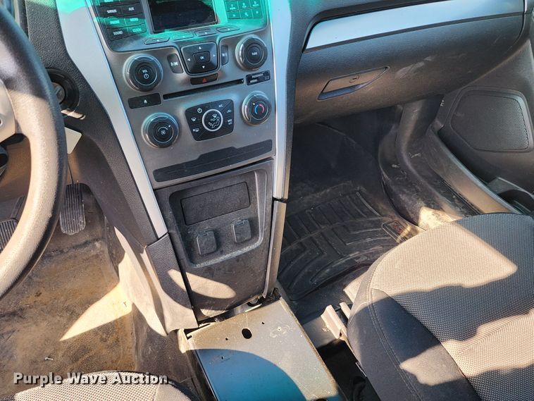 image for item DM4820 2013 Ford Explorer Police Interceptor  SUV