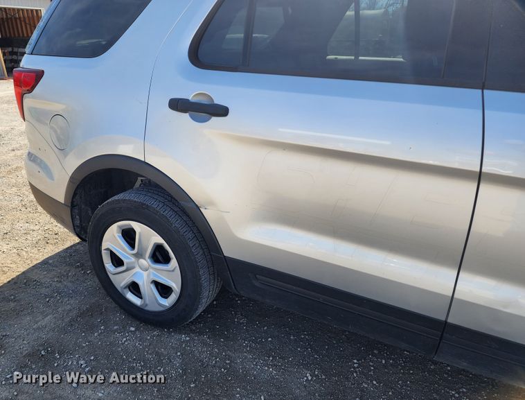 image for item DM4821 2016 Ford Explorer Police Interceptor  SUV