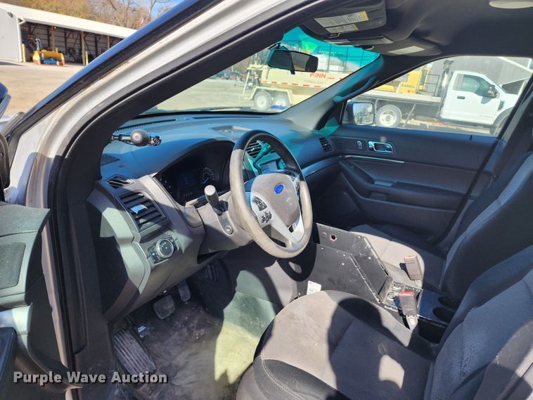 image for item DM4822 2013 Ford Explorer Police Interceptor  SUV