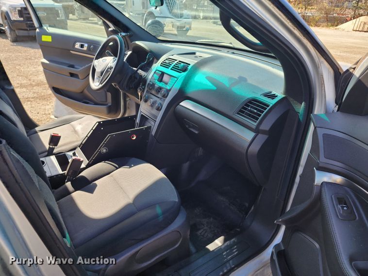 image for item DM4822 2013 Ford Explorer Police Interceptor  SUV