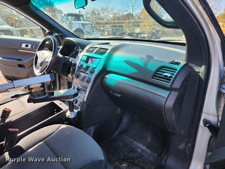 image for item DM4823 2014 Ford Explorer Police Interceptor  SUV