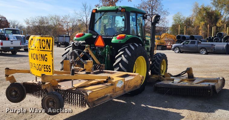 image for item DM4824 2014 John Deere 6125M  MFWD tractor