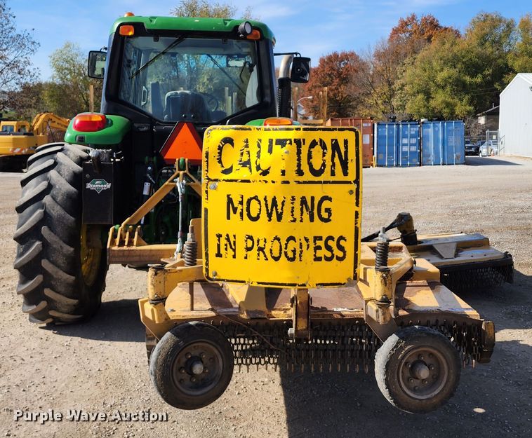 image for item DM4824 2014 John Deere 6125M  MFWD tractor