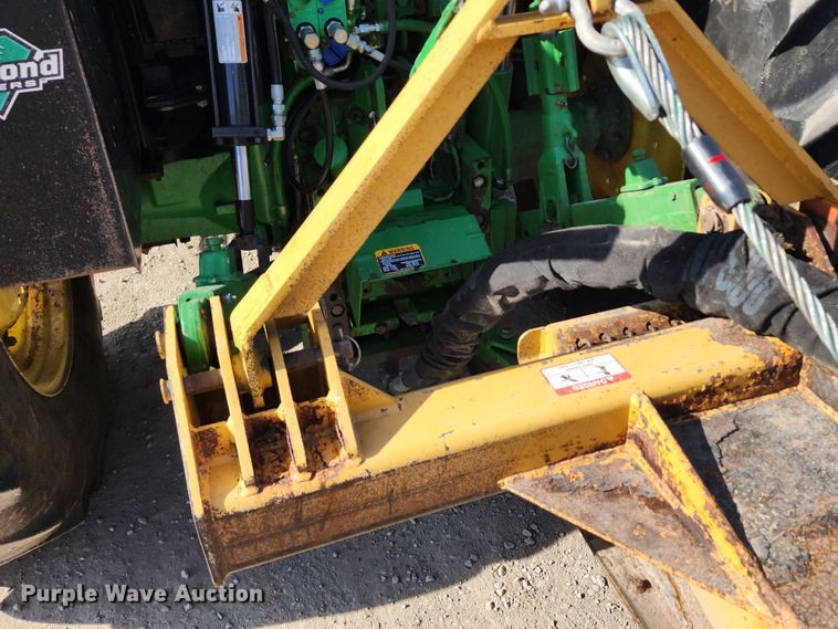 image for item DM4824 2014 John Deere 6125M  MFWD tractor