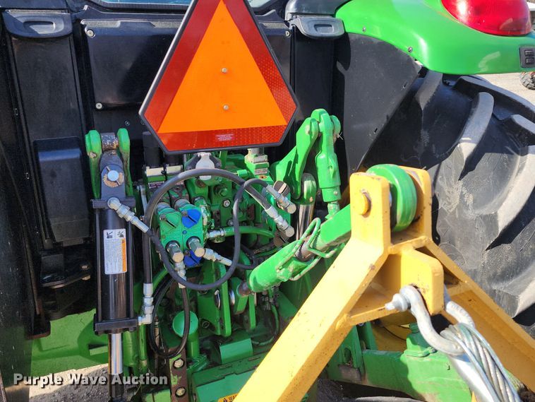 image for item DM4824 2014 John Deere 6125M  MFWD tractor