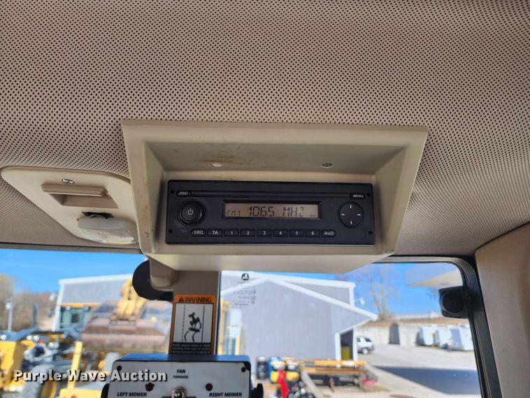 image for item DM4824 2014 John Deere 6125M  MFWD tractor