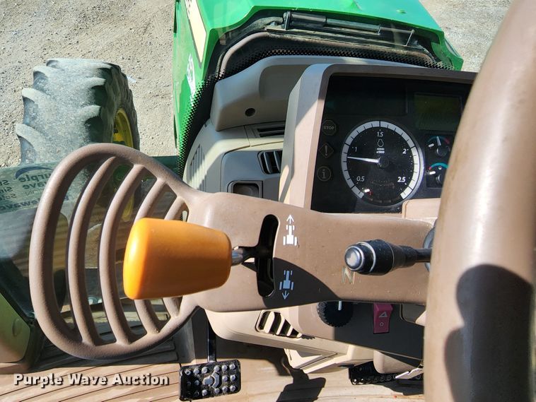 image for item DM4824 2014 John Deere 6125M  MFWD tractor