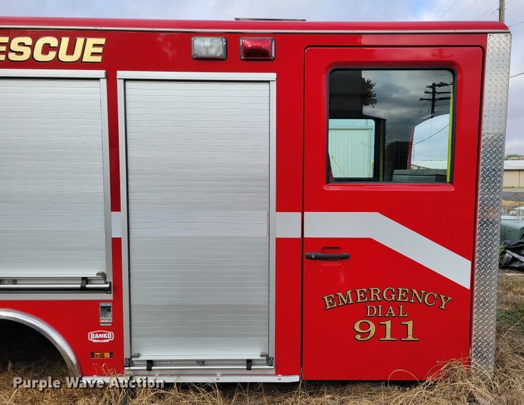 image for item DM8073 2007 Danco Q219  emergency vehicle bed