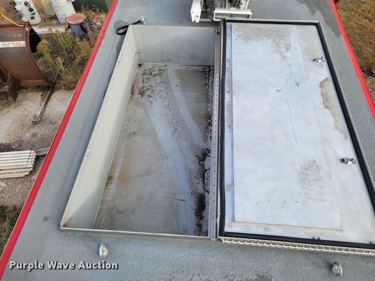 image for item DM8073 2007 Danco Q219  emergency vehicle bed