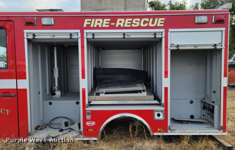 image for item DM8073 2007 Danco Q219  emergency vehicle bed