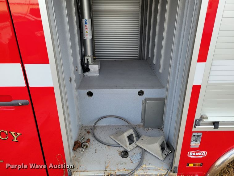 image for item DM8073 2007 Danco Q219  emergency vehicle bed