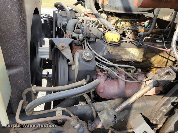 image for item DM8074 1985 Ford F800  digger derrick truck