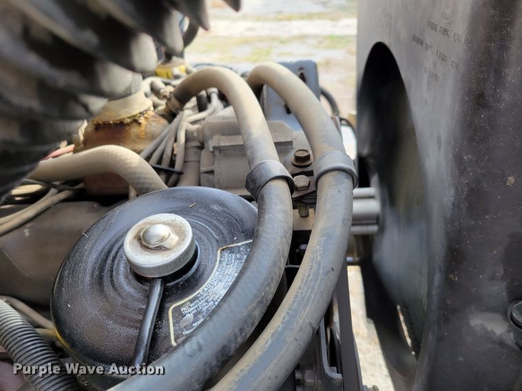 image for item DM8074 1985 Ford F800  digger derrick truck