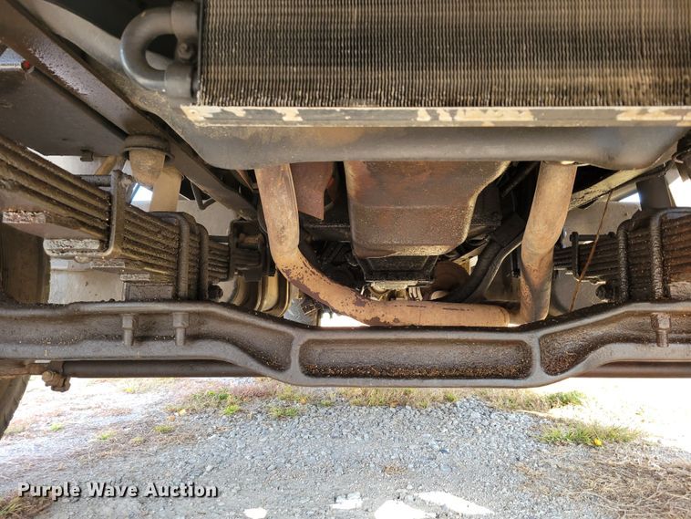 image for item DM8074 1985 Ford F800  digger derrick truck