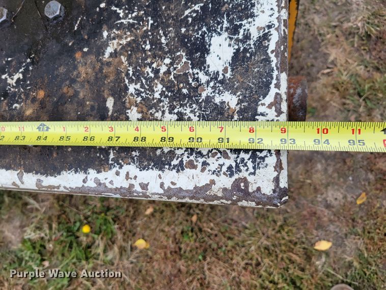 image for item DM8074 1985 Ford F800  digger derrick truck