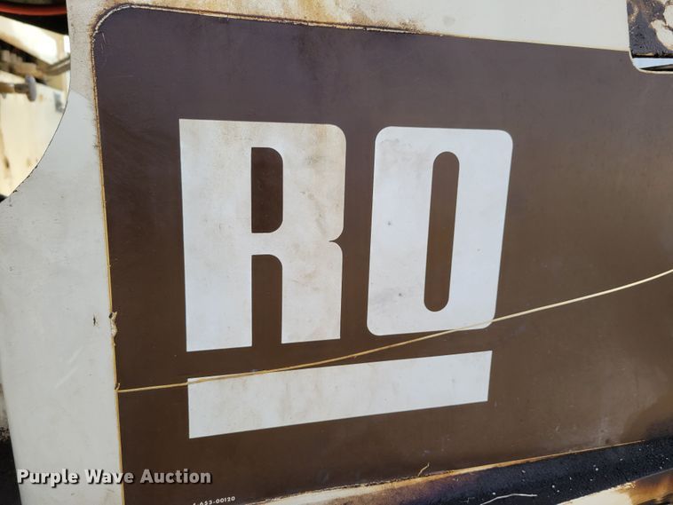 image for item DM8074 1985 Ford F800  digger derrick truck