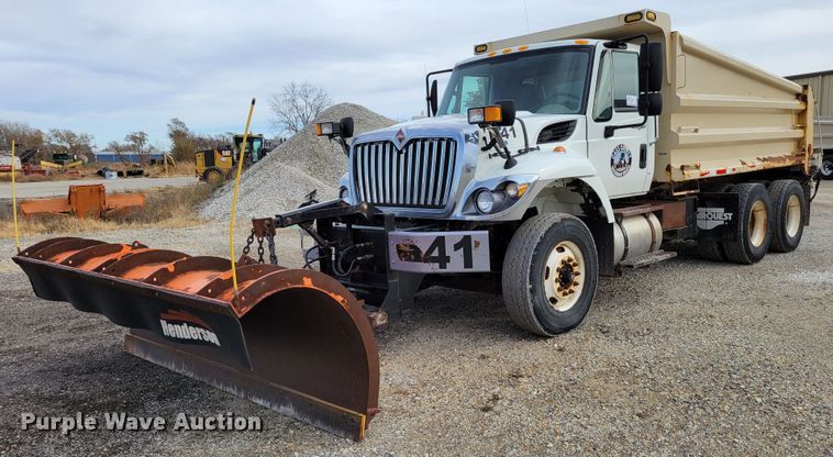 image for item DM8094 2014 International WorkStar 7400  dump truck