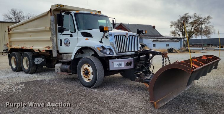 image for item DM8094 2014 International WorkStar 7400  dump truck