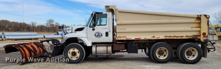 image for item DM8094 2014 International WorkStar 7400  dump truck
