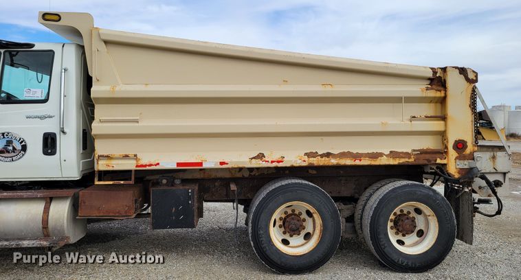 image for item DM8094 2014 International WorkStar 7400  dump truck