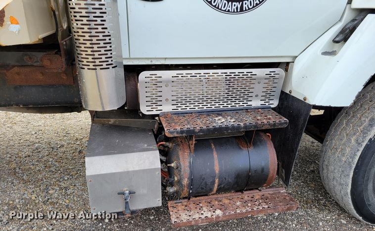 image for item DM8094 2014 International WorkStar 7400  dump truck