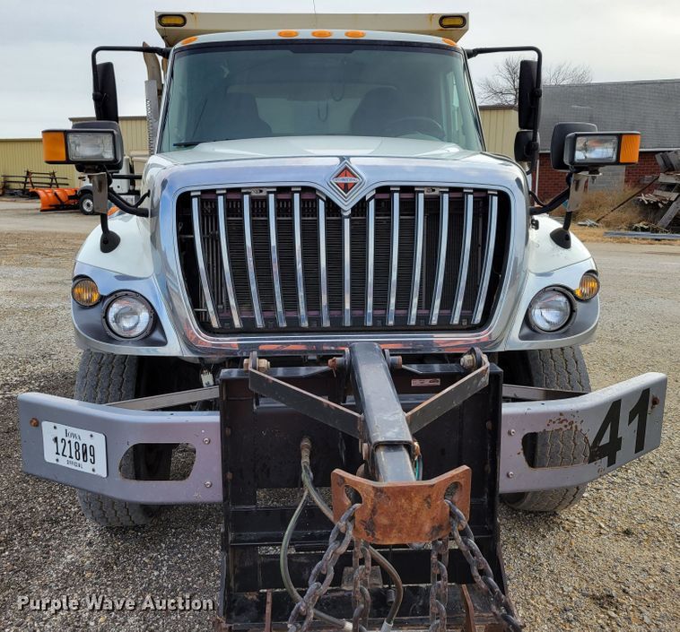 image for item DM8094 2014 International WorkStar 7400  dump truck