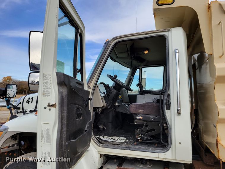 image for item DM8094 2014 International WorkStar 7400  dump truck