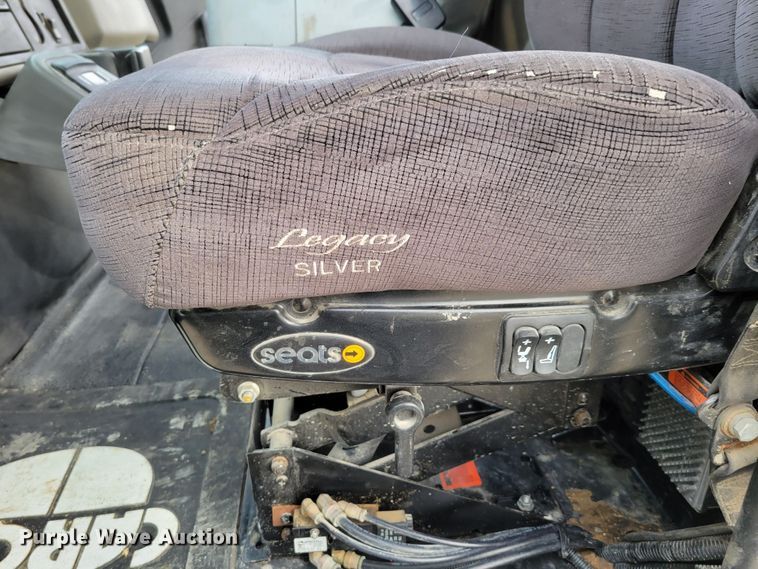 image for item DM8094 2014 International WorkStar 7400  dump truck