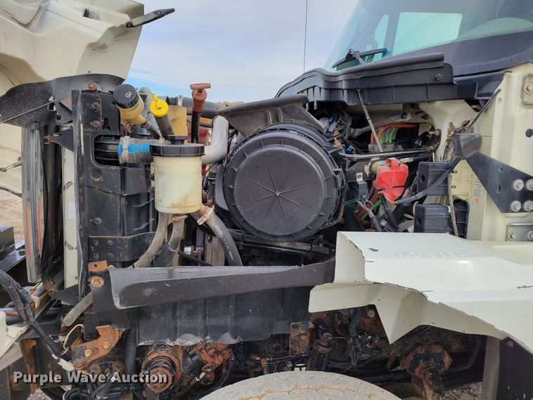 image for item DM8094 2014 International WorkStar 7400  dump truck