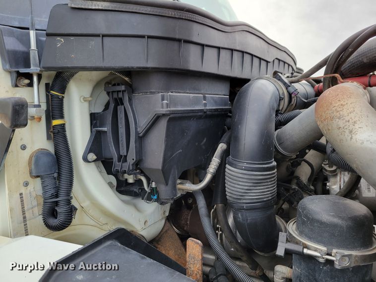 image for item DM8094 2014 International WorkStar 7400  dump truck