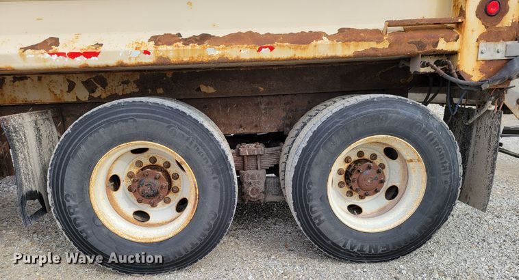 image for item DM8094 2014 International WorkStar 7400  dump truck