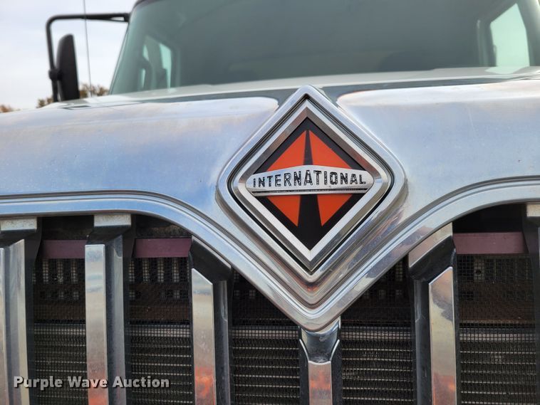 image for item DM8094 2014 International WorkStar 7400  dump truck