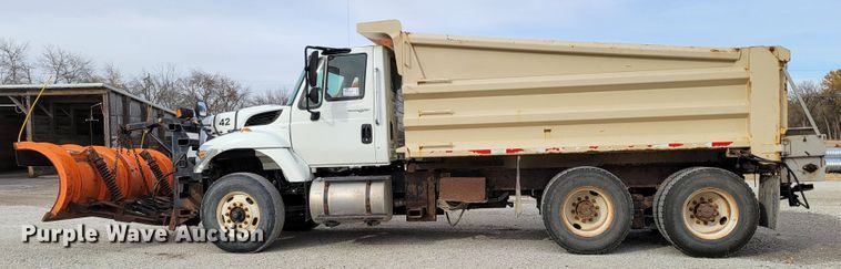 image for item DM8095 2013 International WorkStar 7400  dump truck