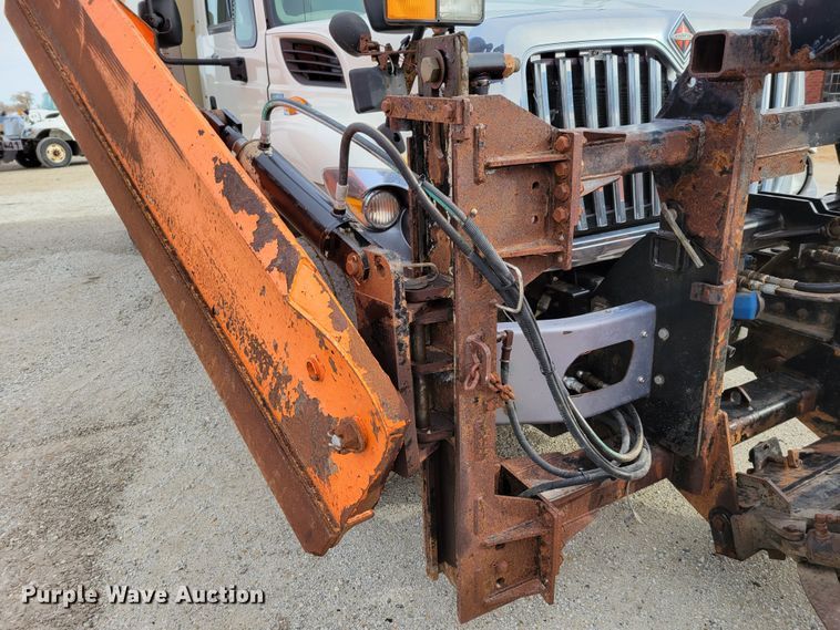 image for item DM8095 2013 International WorkStar 7400  dump truck