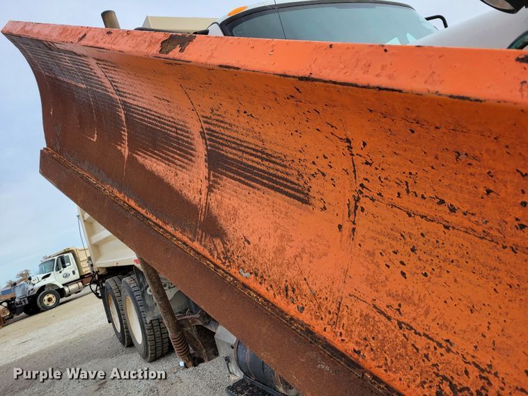 image for item DM8095 2013 International WorkStar 7400  dump truck